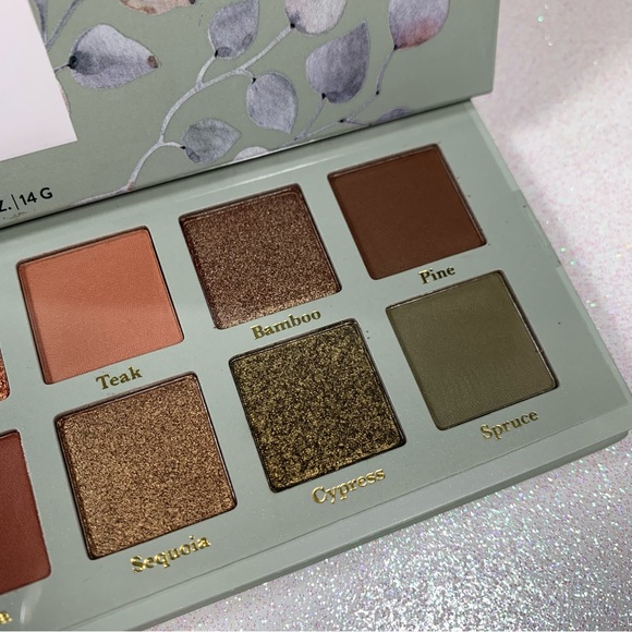 Laura Geller Copper and Khaki Eyeshadow Palette - Picture 5 of 6